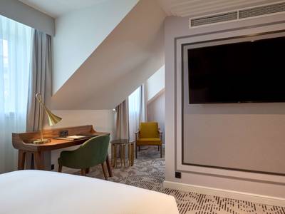 Hotel Saski Krakow, Curio Collection by Hilton - Bild 1