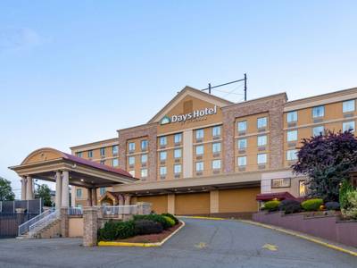 Days Hotel by Wyndham North Bergen /NYC Area - Bild 1