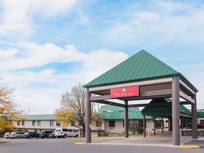 Ramada by Wyndham Plymouth Hotel & Conference Center - Bild 1