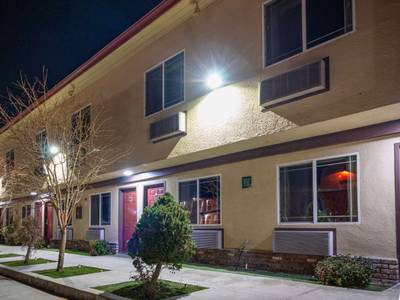 Quality Inn Bishop near Mammoth - Bild 1