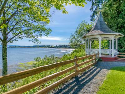 Bayside Oceanfront Resort - Bild 1