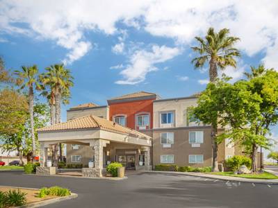 Best Western Plus Villa Del Lago Hotel - Bild 1