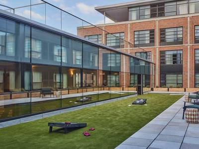 Graduate by Hilton Bloomington - Bild 1