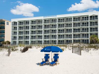 Beal House Fort Walton Beachfront, Tapestry Collection by Hilton - Bild 1