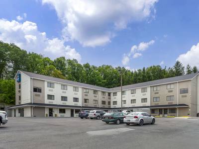 Suburban Studios LaVale Cumberland - Bild 1