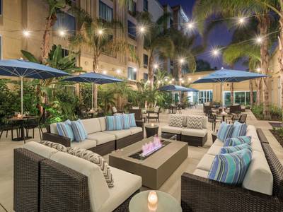 DoubleTree by Hilton Hotel Los Angeles - Commerce - Bild 1