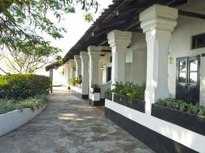 Sunbird Livingstonia Beach - Bild 1