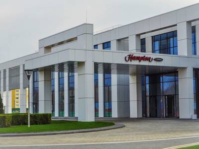 Hampton by Hilton Brest - Bild 1