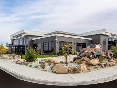 Holiday Inn & Suites Cedar Falls-Waterloo Event Ctr - Bild 1