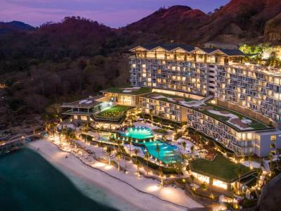 Ayana Komodo Resort - Bild 1