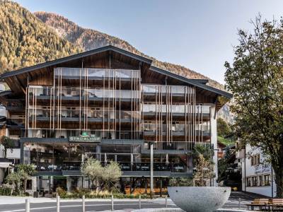 Stroblhof Resort - Bild 1