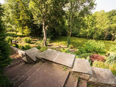 Peterstone Court - Bild 1