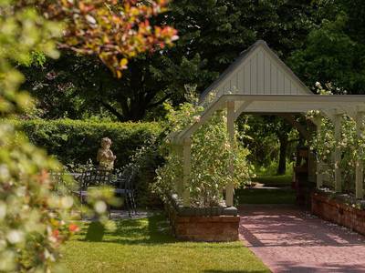 Fairlawns Hotel & Spa - Bild 1