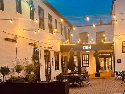 Best Western Lion Hotel - Bild 1