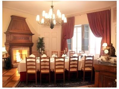 Chateau Des Comtes De Challes - Bild 1