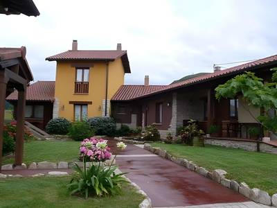 Apartamentos La Calvera - Bild 1