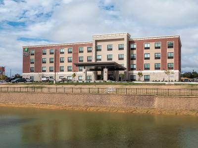 Holiday Inn Express & Suites Wentzville St Louis West - Bild 1