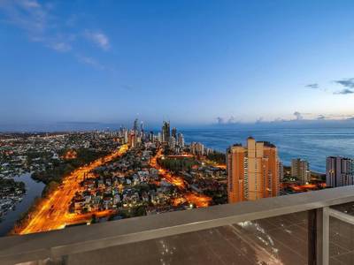 Qube Broadbeach - Bild 1