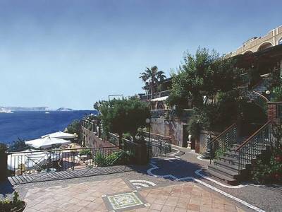 Il Gabbiano Hotel - Bild 1