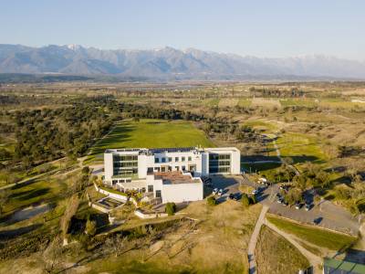 Hotel Valles de Gredos by OYO Rooms - Bild 1