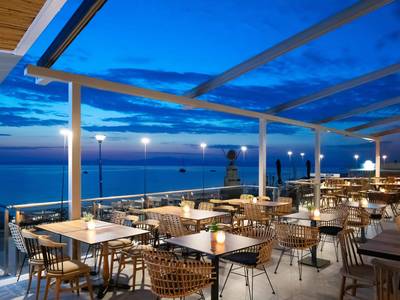 Sea Level Hotel - Bild 1