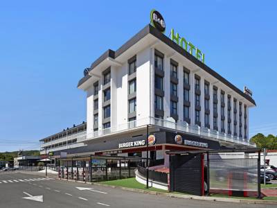 B&B HOTEL Donostia San Sebastián Aeropuerto - Bild 1