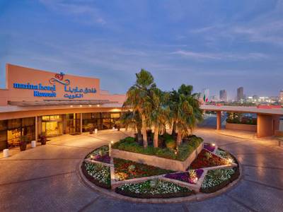 Safir Marina Hotel - Bild 1