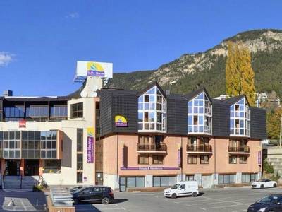 Hôtel Suite-Home Briançon Serre-Chevalier - Bild 1