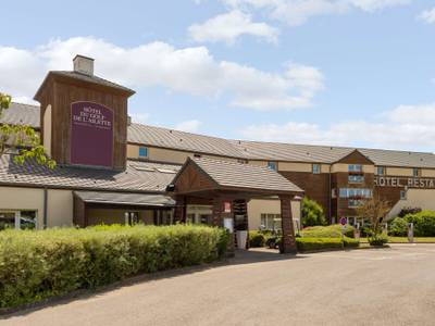 Inter-Hotel du Golf de l'Ailette - Bild 1