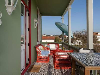 Vintage Balcony Guesthouse - Bild 1