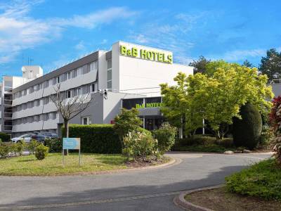 B&B HOTEL Cergy Port - Bild 1
