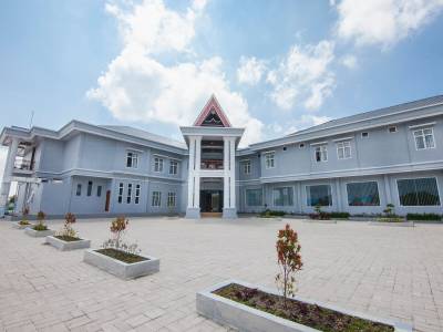 Esther Hotel by OYO Rooms - Bild 1