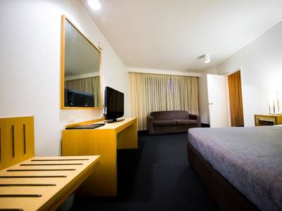 Sandown Regency - Bild 1