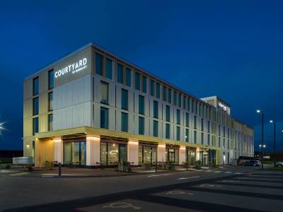 Courtyard Inverness Airport - Bild 1