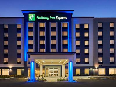 Holiday Inn Express Sarnia - Point Edward - Bild 1