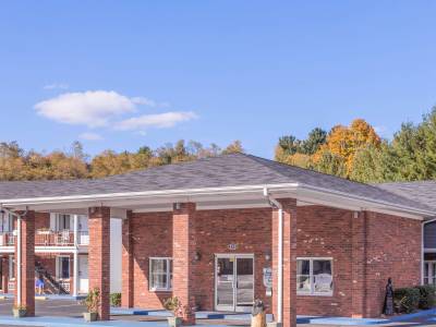 Days Inn by Wyndham West Jefferson - Bild 1