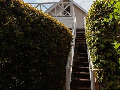 The Habit Guest House - Bild 1