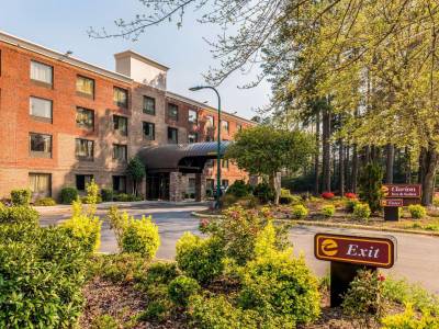 Lake Norman Inn and Suites - Bild 1