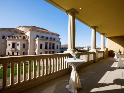 Hotel Carmichael Autograph Collection - Bild 1