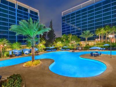 Disneyland Hotel - Bild 1