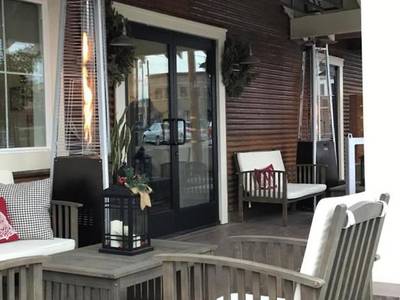 Wine Stone Inn - Bild 1