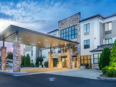Holiday Inn Express & Suites Fort Payne - Bild 1