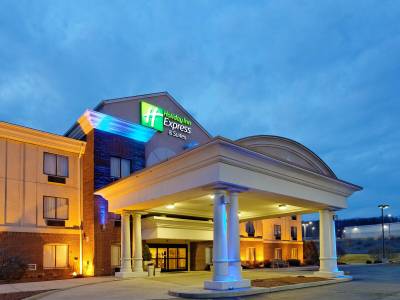 Holiday Inn Express & Suites Lancaster - Bild 1