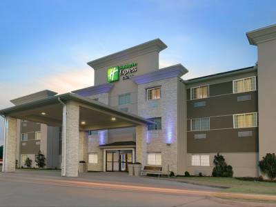 Holiday Inn Express & Suites Magnolia-Lake Columbia - Bild 1