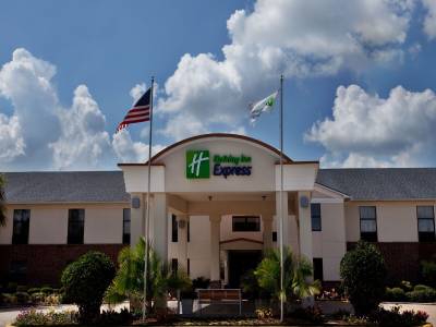 Holiday Inn Express Breaux Bridge - Bild 1