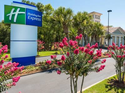 Holiday Inn Express Fairhope-Point Clear - Bild 1