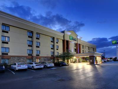 Holiday Inn Express Fort Campbell - Oak Grove - Bild 1
