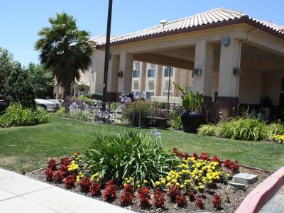 Holiday Inn Express Madera-Yosemite Park Area - Bild 1