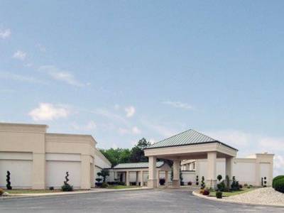 Quality Inn & Conference Center - Bild 1