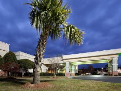 Holiday Inn Lumberton North - I-95 - Bild 1